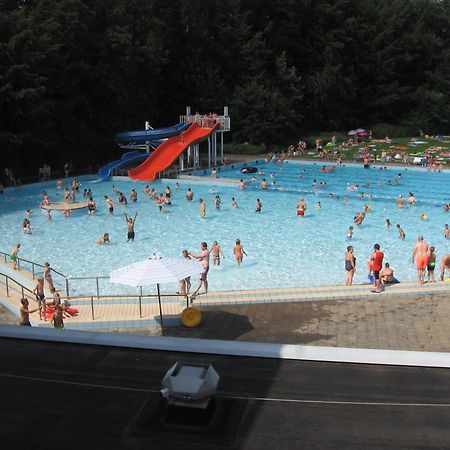 Camping Het Bosbad Emmeloord Eksteriør bilde