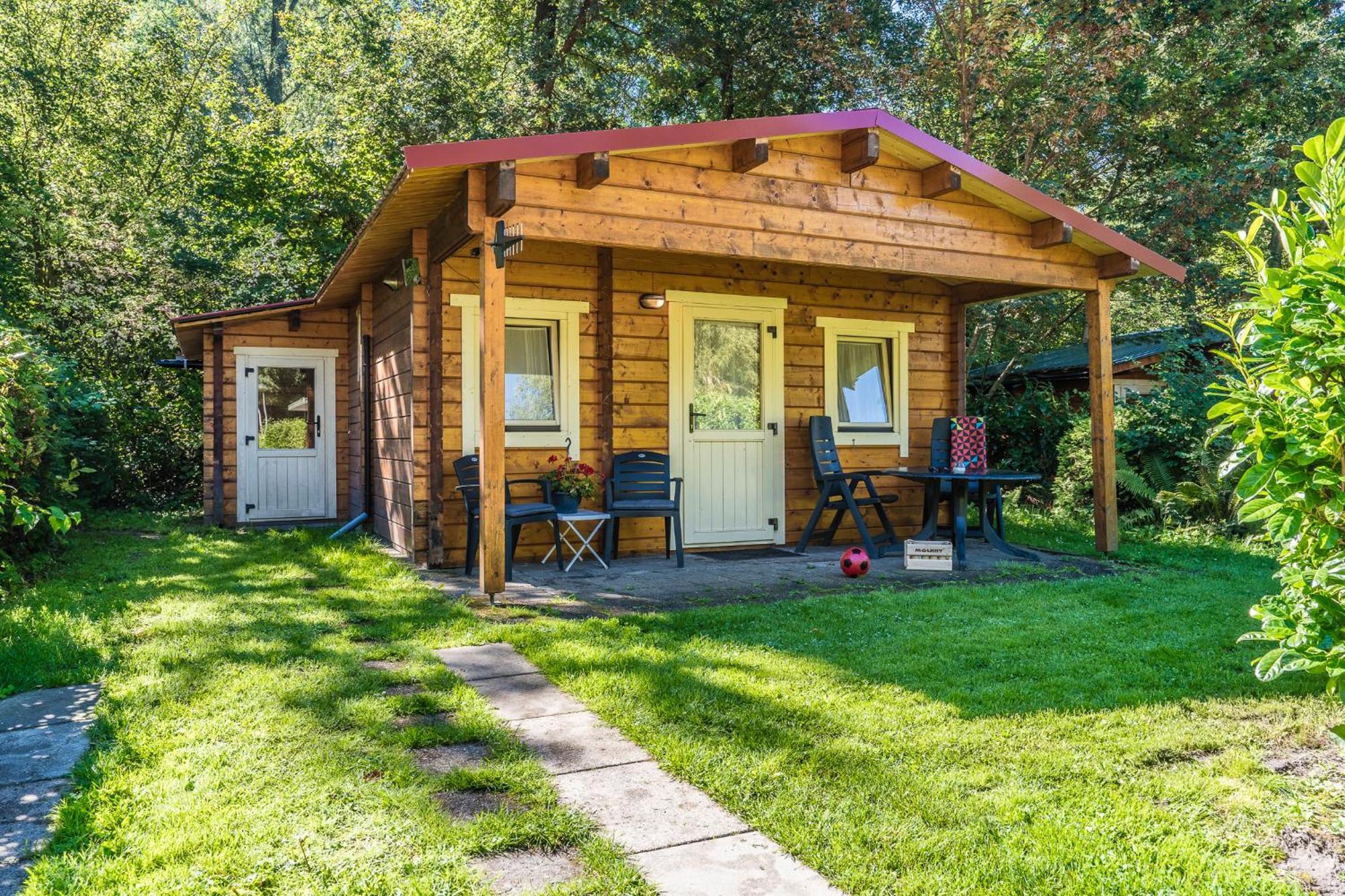 Camping Het Bosbad Emmeloord Eksteriør bilde
