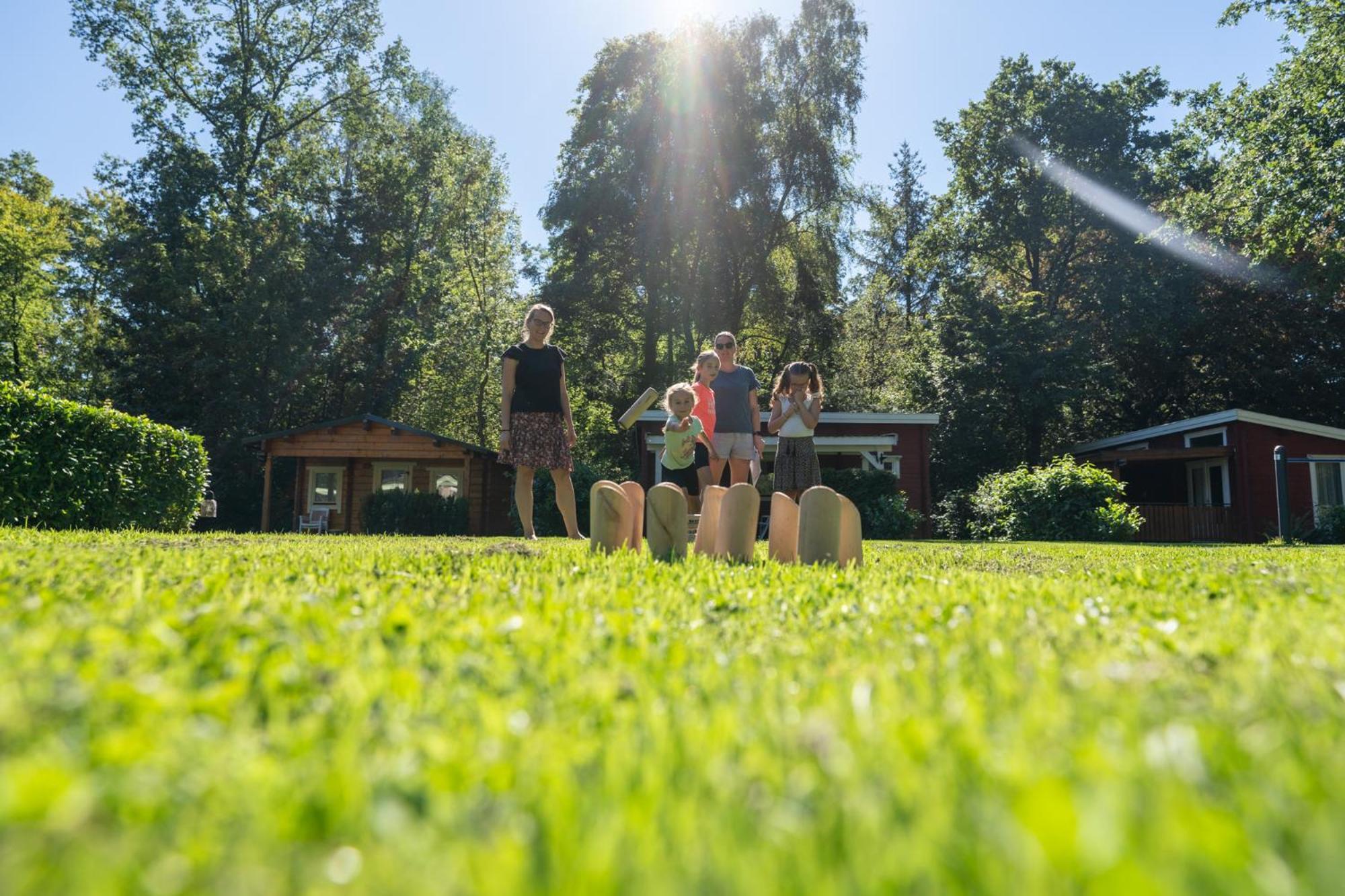 Camping Het Bosbad Emmeloord Eksteriør bilde